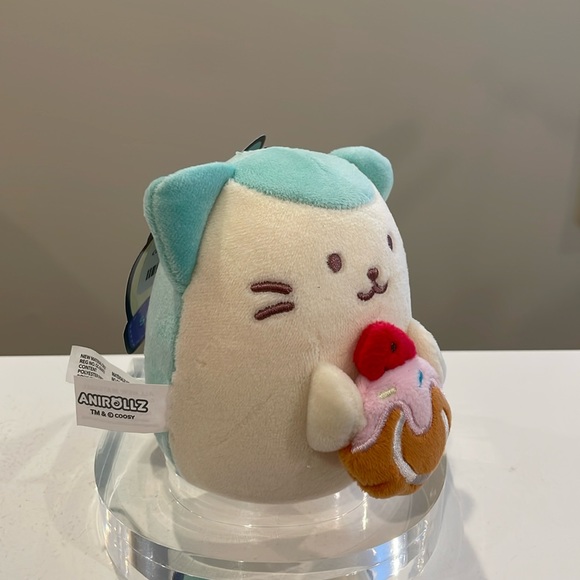 NWT Teal Kittiroll Holding a Cake Squishy Ball Cat Plush by Anirollz - Picture 2 of 3